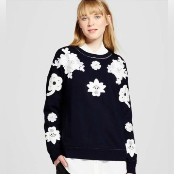 Victoria Beckham Navy Floral and Lace applique sweatshirt XS - Picture 2 of 15